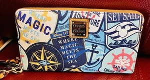 Disney Cruise Line DCL Wristlet Wallet Dooney & Bourke NWT Amazing Placement - Picture 1 of 3