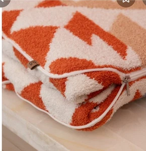 Tribal Orange Multi 2 in 1 Kissen Decke Polyester Mikrofaser Teddybär weich - Bild 1 von 8