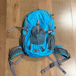REI Co-op Tarn 18 Kids' Hiking Backpack Blue 20L - Picture 1 of 8
