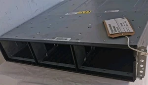 IBM Storwize V5000 V5010 SFF SAS Expansion Enclosure Array 2078-124 - Picture 1 of 2