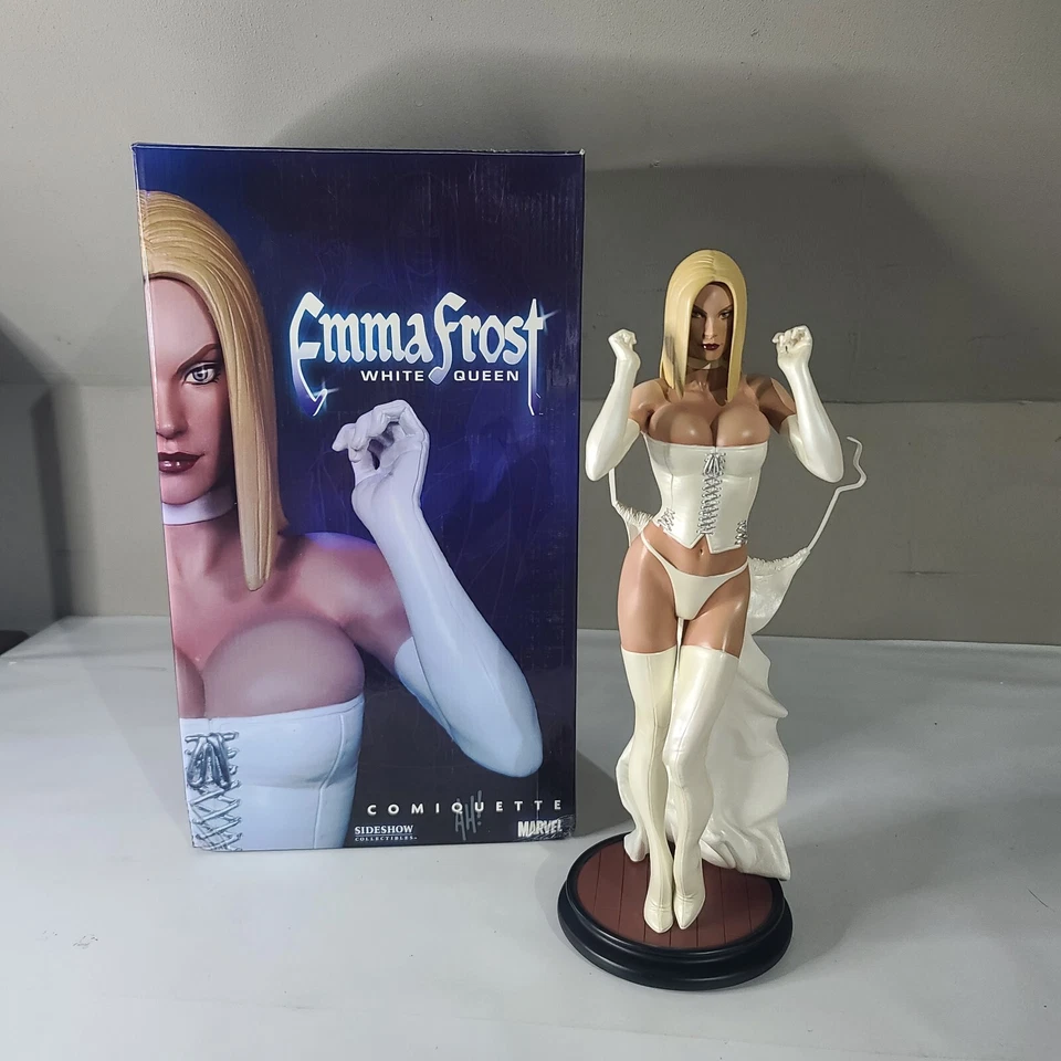 SIDESHOW EXCLUSIVO EMMA FROST WHITE QUEEN COMIQUETTE 10924/2000 Foto 1 de 4