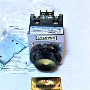 AGASTAT 7012BDL TIMER   5-50 SEC /  240VAC - Picture 1 of 3