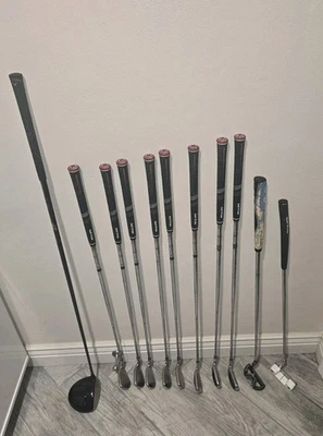 Conjunto de tacos de ferro Callaway Diablo Edge 4-P,A destro regular e driver OCTANE 9.5 S F+2 - Imagem 1 de 4