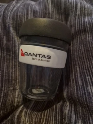 Taza de viaje reutilizable QANTAS AIRLINE Keep Cup Glass M 12 oz 340 ml café té  Foto 1 de 3