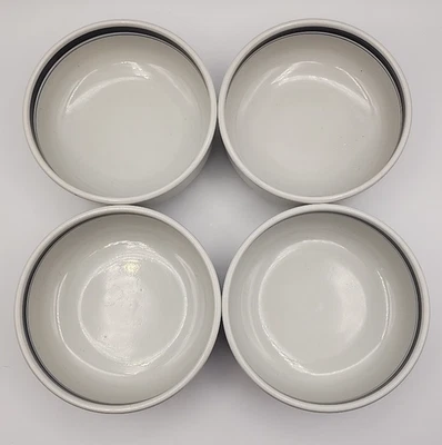 Juego de 2 cuencos de cereal Lauffer Blueberry cupé a prueba de horno de 6 1/8" de diámetro LEER AZUL Foto 1 de 4