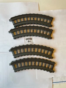 Menge 4 Thomas der Zug Himmel Hochbrücke Sprung Ersatzteil Gleisstück CL - Bild 1 von 2