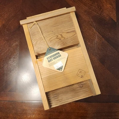 Nueva casa de murciélagos Welliver exterior cámara única 100 % cedro montable acanalada  Foto 1 de 4