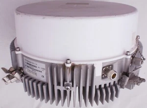 Ceragon Networks FibeAir Transceiver ODU DX-11-1A TX 10700-10950 RX 11190-11460 - Picture 1 of 8