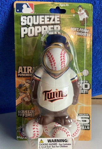2016 MLB Minnesota Twins Mascot T.C. Bear squeeze popper ball shooter (New) Cover