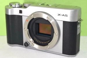 JUNK FUJIFILM X-A5 Digital Camera silver w XC 15-45mm f/3.5-5.6 255101GR - Picture 1 of 4