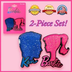 OFICIAL Barbie & Ken Metal Brillo Esmalte Prendedores 2 piezas Neón Martes NUEVO EN TARJETA - Imagen 1 de 20
