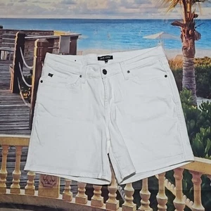 Dear John White Shorts Size 28 - Picture 1 of 6