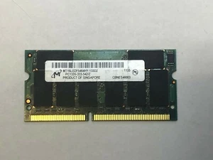 Micron MT16LSDF6464HY-133D2 ADC 512MB 144p PC133 CL3 16c 32x8 SDRAM 3.3V SODIMM  - Bild 1 von 2