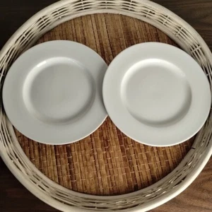 Zwei Pier 1 neue leuchtende weiße Dessert-/Salatteller Paar 8,5 - Bild 1 von 6