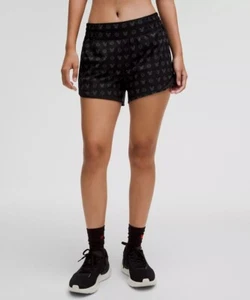 NEW DISNEY X LULULEMON Hotty Hot 4" HR Short 12 Disney Classic Black - Picture 1 of 7