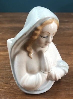 Jarrón jardinero suculento vintage de cerámica de la Santa Madre orando Virgen María Foto 1 de 4