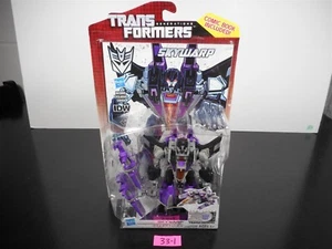 Transformers Generations SKYWARP DECEPTICON w/ IDW COMIC BOOK Hasbro 2013 - NEW - Picture 1 of 4