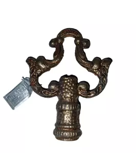 Lampadario antico vittoriano ottone gancio a vite parte recuperata Spagna 3" - Foto 1 di 5