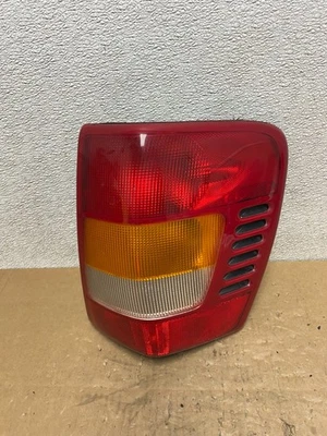 1999-2004 Jeep Grand Cherokee WJ Right Passenger Side Rh Tail Light V5808 DW Foto 1 de 4
