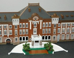 Woody JOE Kit modellino architettonico in legno 1/350 Tokyo Station GIAPPONE NUOVO senza vernice - Foto 1 di 8