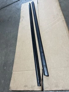 2008 13 INFINITI G37 Coupe RH DOOR WINDOW Exterior MOLDING TRIM OEM - Picture 1 of 3