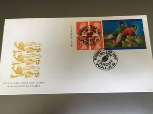 GB BRIEFMARKEN EINZELHANDELSHEFTCHEN ERSTTAGSBRIEF 1999 RUGBY CARDIFF ZYLINDER - Bild 1 von 1