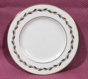 Lenox Golden Wreath 0-313 Porcelain Bread Plates - USA - VTG Discontinued - Picture 1 of 5