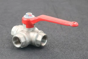 3-Wege-Kugelhahn 1/2'' IG 08A PN40 mit Hebel Material Messing unbenutzt - Picture 1 of 8