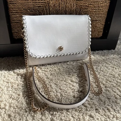 CARTERA CON CADENA TORY BURCH EMERSON WHIPSTITCH BLANCA ÓPTICA Foto 1 de 4