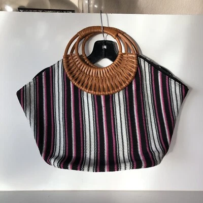 Bolso de Mano The Sak Tejido con Mango de Madera a Rayas Foto 1 de 4