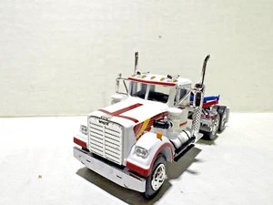 DCP / FIRST GEAR 1/64 SCALE WHITE WESTERN STAR 4900 DAY CAB WHITE ORANGE RED - Picture 1 of 6