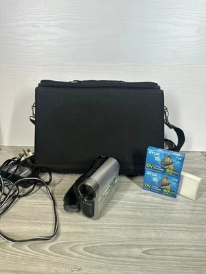 Sony Handycam DCR-HC51E Handheld MiniDV Camcorder Silver Bag Charger Casettes - Image 1 of 4