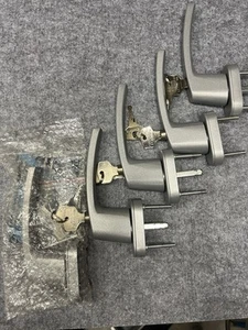 Fenstergriffe m. Schlüssel Silbergrau 1x NEU OVP 4 gebraucht + 1 geschenkt (6x) - Bild 1 von 1