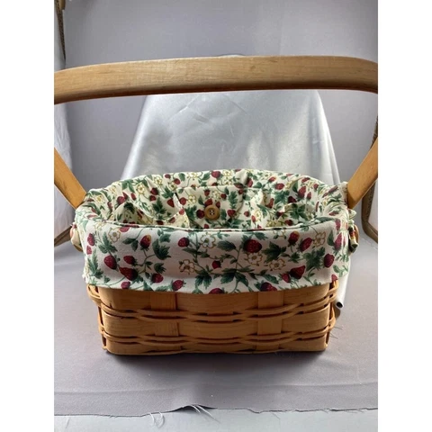 Basket and Strawberry Print Liner 6 Pockets Inside Wooden Buttons 10x8x5x5" VTG Cover