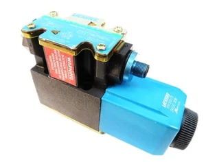 Eaton Vickers DG4V-3S-2AL-M-FPM4WL-H5-60-EN632 02-395031 5000PSI Valve - Picture 1 of 8