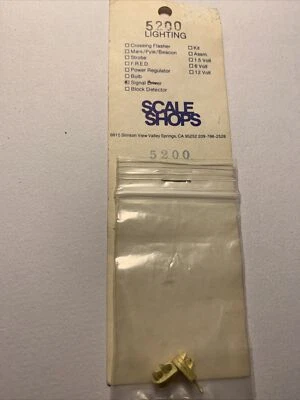 SCALE SHOPS KIT 5200 2-LIGHT SIGNALS BRASS NIP - Image 1 of 3