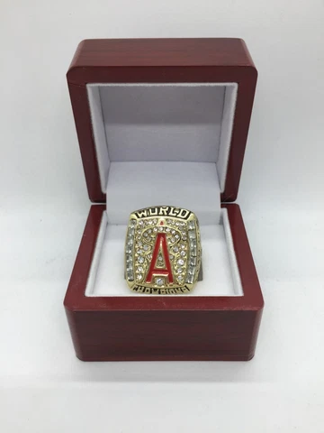 2002 Angels Ring Los Angeles Angels World Championship Ring with Box Cover