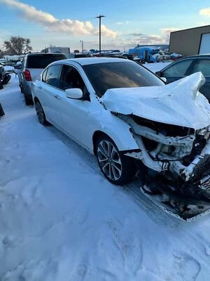 Medidor de flujo de aire de inyección de combustible usado se adapta a: Honda Accord 2.0 2015 grado A Foto 1 de 4