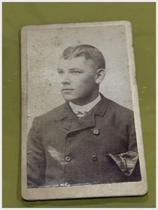 1887 CDV Photograph Young Man Worcester MA Gilmore Studio Portrait - Picture 1 of 2