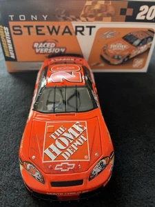 2006 Tony Stewart Home Depot #20 Martinsville Raced Win Version 1:24 - Picture 1 of 9