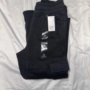 GAP kids add Black Sweatpants - Picture 1 of 1