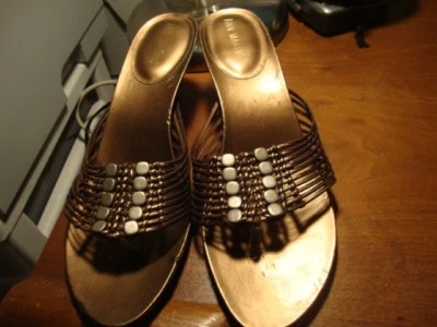 Женские бронзовые сандалии ANN MARINO размер 9,5 кожаный низ - Изображение 1 из 4