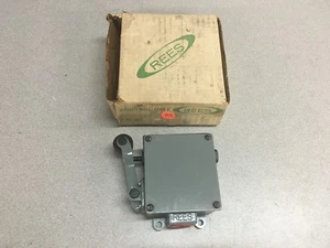 NEW IN BOX REES SWITCH 219-495-9811 - Picture 1 of 5