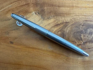 Pluma Estilográfica Parker 45 Acero Inoxidable CT Inglaterra 14K Plumín (EE. UU.) - Imagen 1 de 9