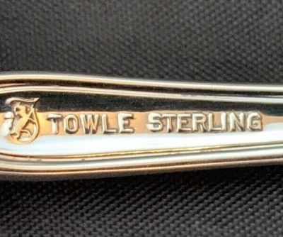 TOWLE FRENCH PROVINCIAL STERLING FLATWARE SETTINGS FOR 4 OR 8 WITH BUTTER KNIVES - Image 1 of 2