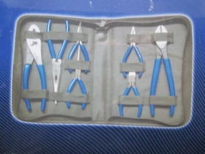BLUE POINT SET PINZE NUOVE PREMIUM 7 PZ CON CUSTODIA PULITA NUOVA E SIGILLATA - Foto 1 di 5