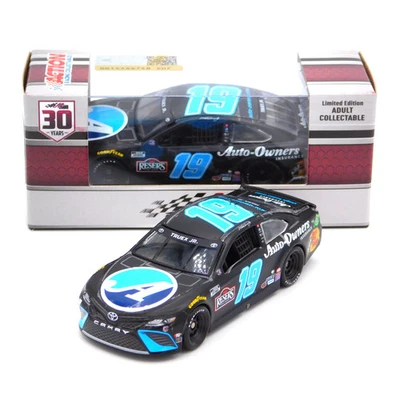 Martin Truex Jr 2021 seguro de propietarios de automóviles Darlington retroceso 1:64 Nascar Diec Foto 1 de 4