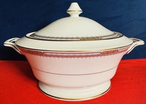 Mikasa Sheraton Covered Casserole In Fine Ivory w/ Gold Trim (LAN03), Japan-E - Picture 1 of 21