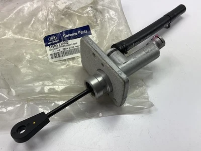 NUEVO - OEM 416052H000 cilindro maestro de embrague para Hyundai Elantra 2007-2010 Foto 1 de 4