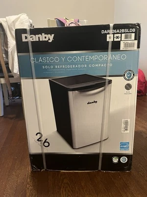 danby mini fridge - Image 1 of 2